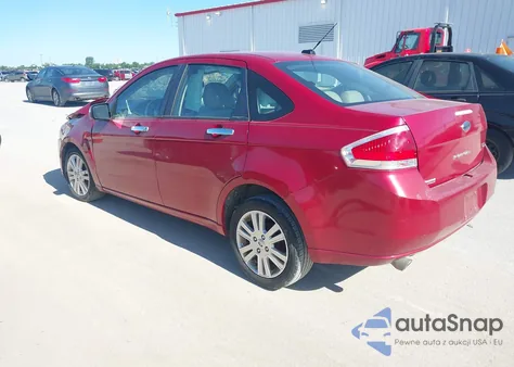 2011 Ford Focus Sel z USA, uszkodzony, nr VIN 1FAHP3HN1BW157042